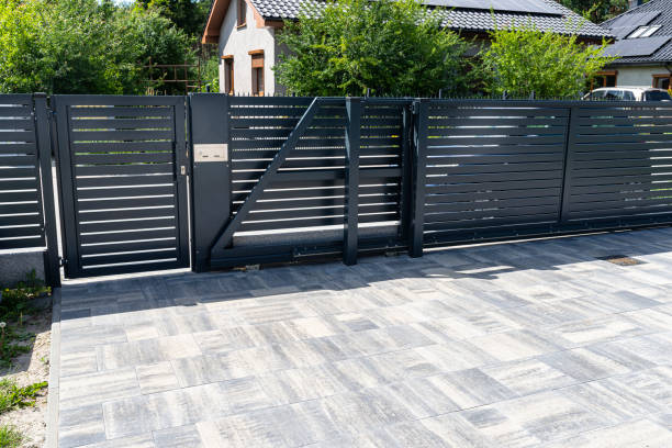 Best Professional Driveway Pavers  in Horseshoe Bend, AR
